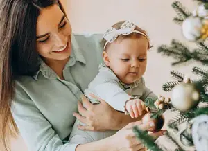 Print your photo on a Christmas tree decoration online with RapidStudio